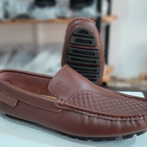 Elegant Brown Leather Loafers: Durable, Stylish, and Comfortable.