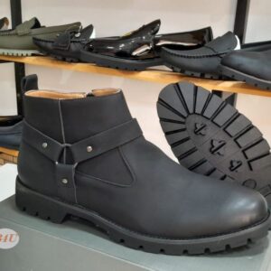 Sleek Black Leather Boots